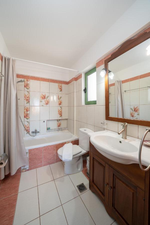 Villa Syriti Skala  エクステリア 写真