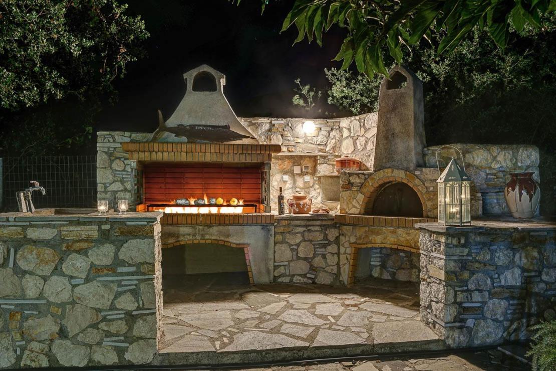 Villa Syriti Skala  エクステリア 写真